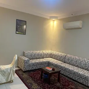 احجز هنا